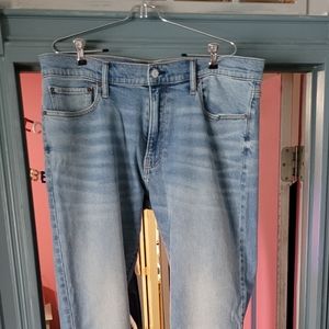 NWT Lucky brand 105 slim taper jeans